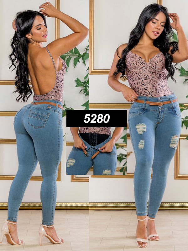Colombian butt lifting jean with shapewear